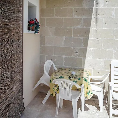 1 Bedroom Cozy In Holiday home *