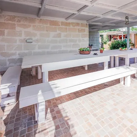 1 Bedroom Cozy In Holiday home